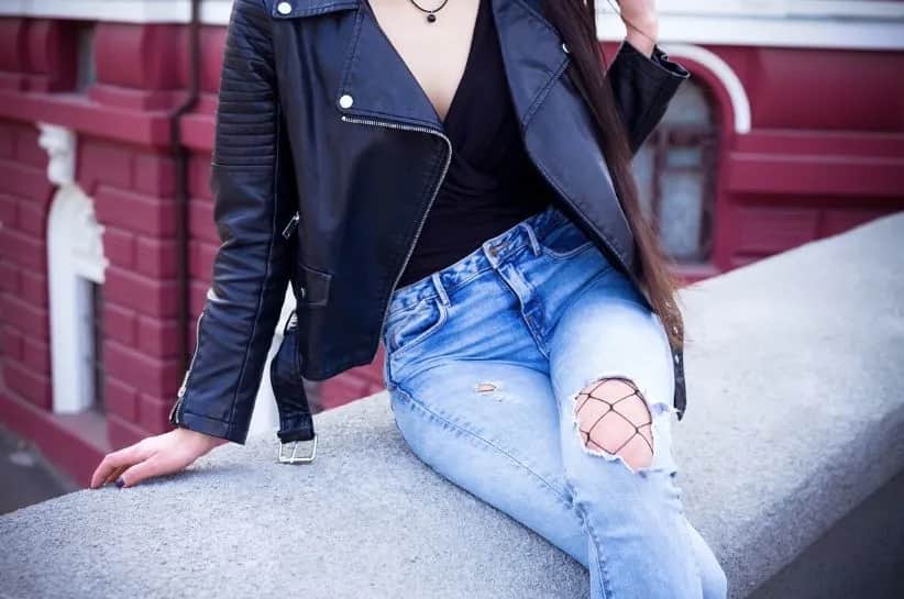 Rockowa stylizacja: jak stworzyć wyjątkowe outfity na każdą okazję